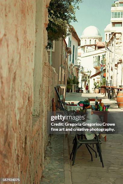 limassol old town - isla de chipre fotografías e imágenes de stock