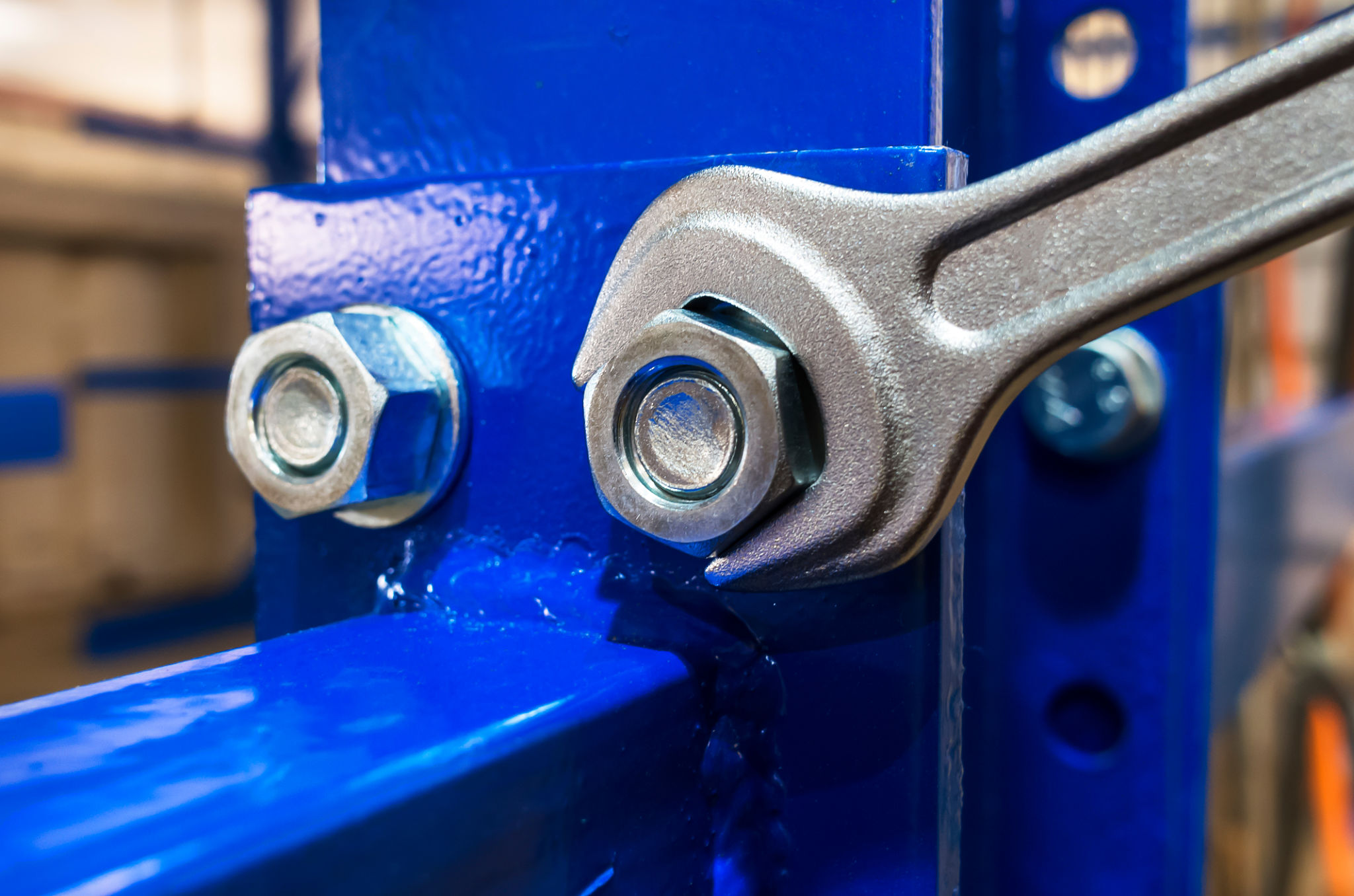 tightening screws