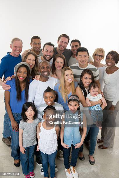 familientreffen  - black family reunion stock-fotos und bilder