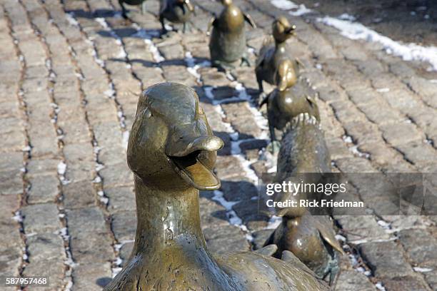 91 Make Way For Ducklings Statue Stock Photos, High-Res Pictures, and