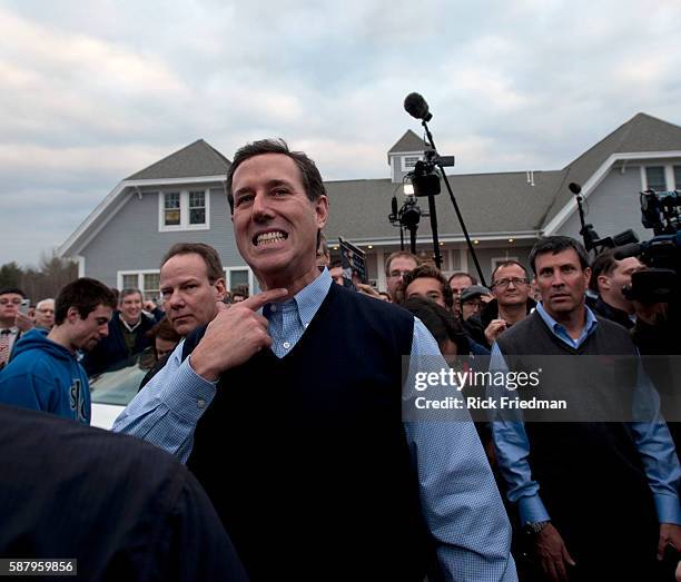 Republican presidential candidate Senator Rick Santorum campaigning outside the Hollis Pharmacy in Hollis, NH on January 7, 2012.