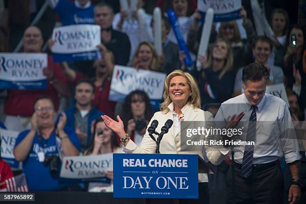 Mitt Romney Rally 1,606 Ann Romney Photos Stock Photos, High-Res Pictures, and Images ...