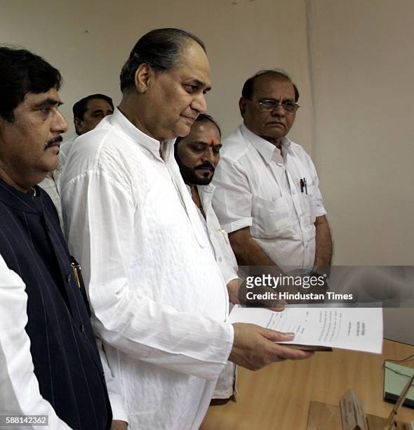 Rajya Sabha Elections - Rahul Bajaj filing his nomination papers for Rajya Sabha seat at Vidhan Bhavan accompanied by Gopinath Munde, Ramdas Kadam...