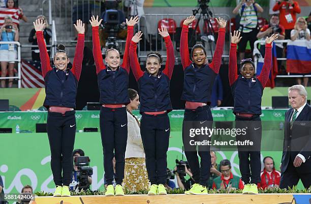 2016 Rio Olympics USA Women's Gymnastics Team Gold Medal 8x10 Photo - Simone Biles