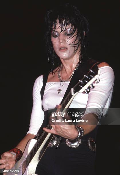 Joan Jett performing