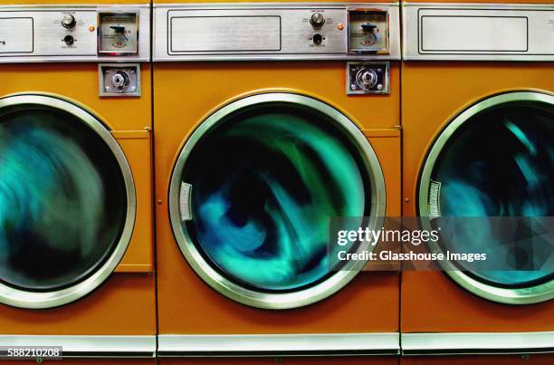 washing machines - launderette stockfoto's en -beelden