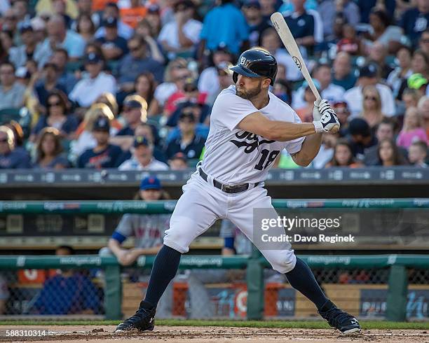 Tyler Collins of the Detroit Tigers gets set for the pitch in the first inning during a MLB game against the New York Mets at Comerica Park on August...
