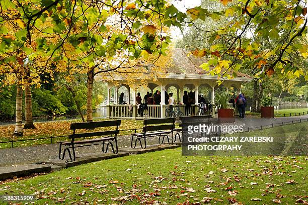 st. stephens green in autumn - st stephens green stock pictures, royalty-free photos & images