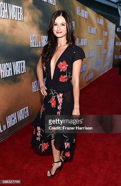 Actress Melanie Papalia arrives at the Los Angeles Red Carpet Screening Of "Hell Or High Water" at ArcLight Cinemas on August 10, 2016 in Hollywood,...