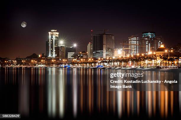 a baixa de luanda vista da baía. marginal. - luanda imagens e fotografias de stock
