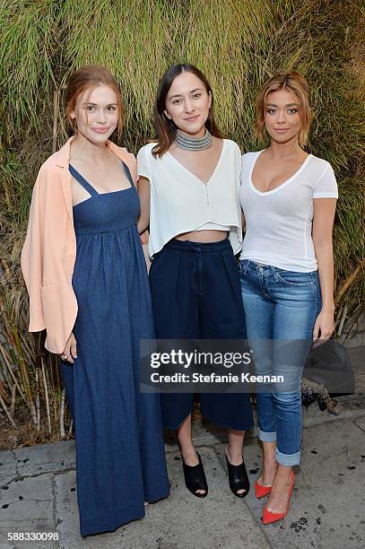 Holland Roden, Zelda Williams and Sarah Hyland attend Glamour and AG Denim & Music Dinner in support of MusiCares hosted by Jessica Kantor, Johnathan...