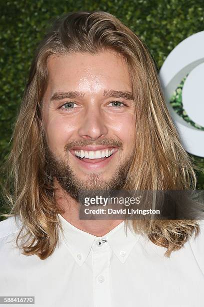 Drew Van Acker Photos and Premium High Res Pictures - Getty Images