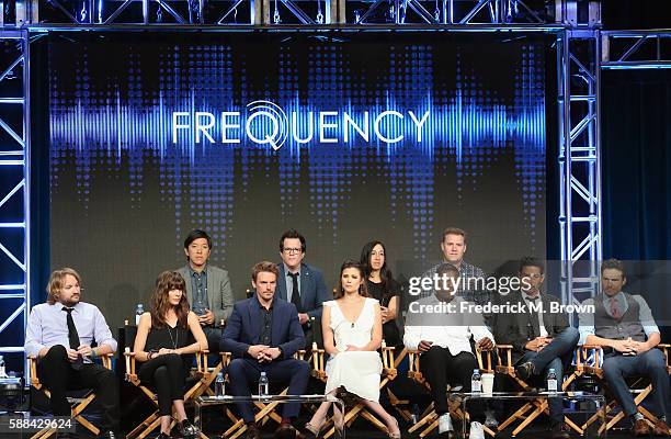 Executive producer Dan Lin, executive producer Jeremy Carver, executive producer Jennifer Gwartz, executive producer John Rickard, actors Lenny...