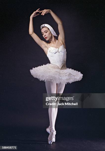 Maria Tallchief and Erik Bruhn in "Swan Lake", 1960.