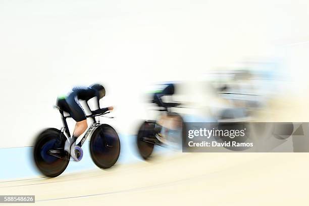 Lauren Ellis, Racquel Sheath, Rushlee Buchanan and Jaime Nielsen of New Zealand compete in the Women's Team Pursuit Track Cycling Qualifying on Day 6...