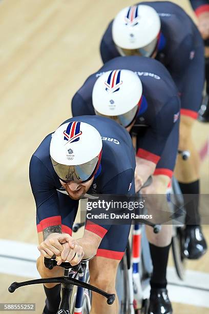 Ed Clancy, Steven Burke, Owain Doull and Sir Bradley Wiggins of Great Britain ride in the Men's Team Pursuit qualifying on Day 6 of the 2016 Rio...