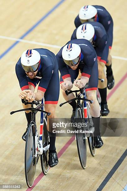 Ed Clancy, Steven Burke, Owain Doull and Sir Bradley Wiggins of Great Britain ride in the Men's Team Pursuit qualifying on Day 6 of the 2016 Rio...