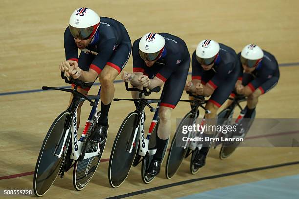 Ed Clancy, Steven Burke, Owain Doull and Sir Bradley Wiggins of Great Britain compete in the Men's Team Pursuit qualifying on Day 6 of the 2016 Rio...