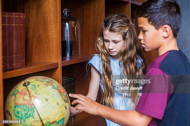 young students of diverse race studying together in new zealand - new zealand schools stock pictures, royalty-free photos & images