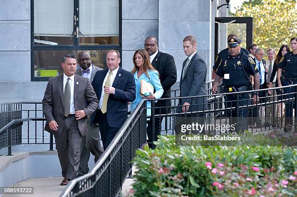 pa a.g. kane prejudice trial in norristown, pa - body guards stock pictures, royalty-free photos & images