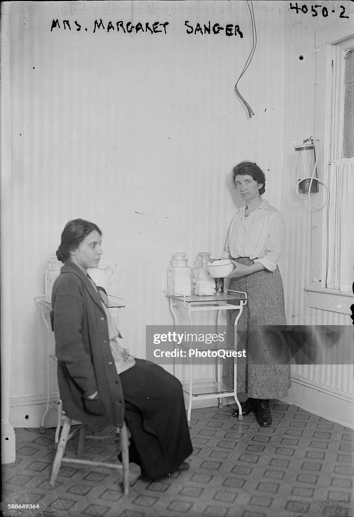 Margaret Sanger At Birth Control Clinic