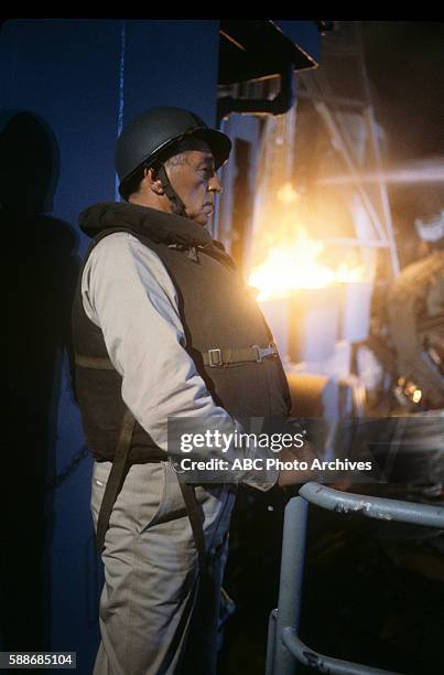 Miniseries - Airdate: November 13, 15 through 17, 20 and 23, 1988 / May 7 through 10 and 14, 1989. ROBERT MITCHUM