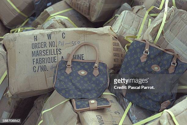 COUNTERFEIT LOUIS VUITTON BAGS DESTROYED IN FOS