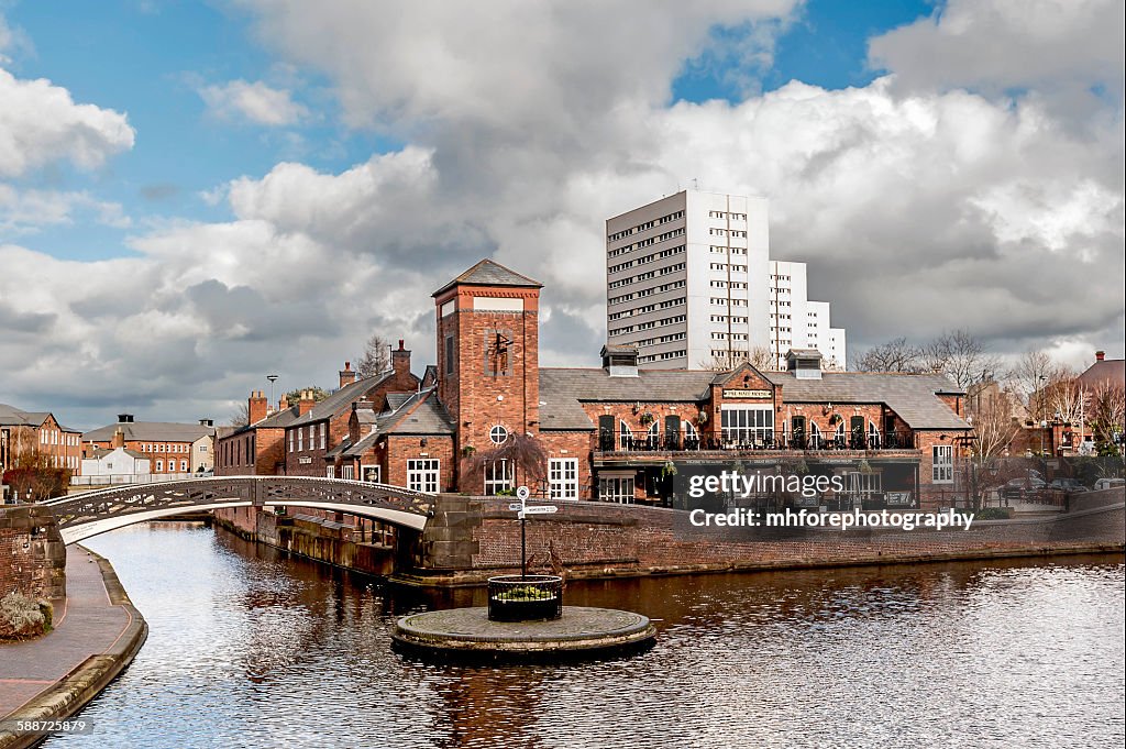 Birmingham Canal Roundabout