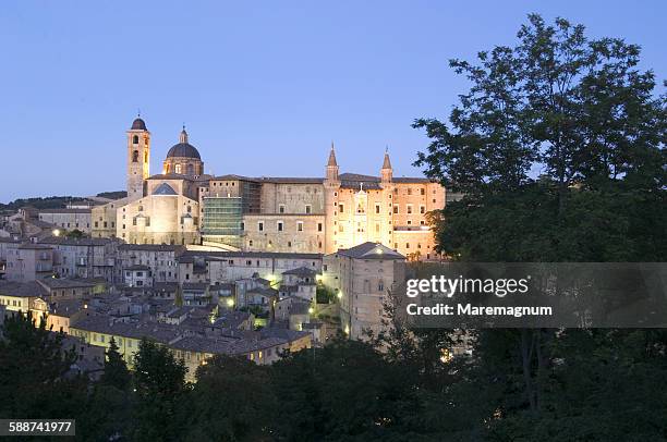 palazzo ducale - urbino fotografías e imágenes de stock