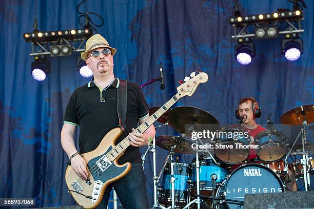 Jon Poole Photos and Premium High Res Pictures - Getty Images