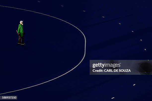 Great Britain's George Pinner reacts after conceding a goal during the mens's field hockey Britain vs Spain match of the Rio 2016 Olympics Games at...