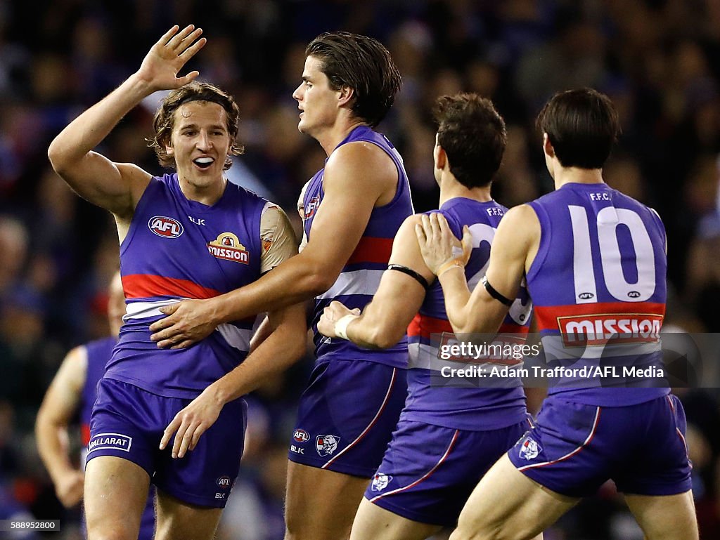 AFL Rd 21 - Western Bulldogs v Collingwood