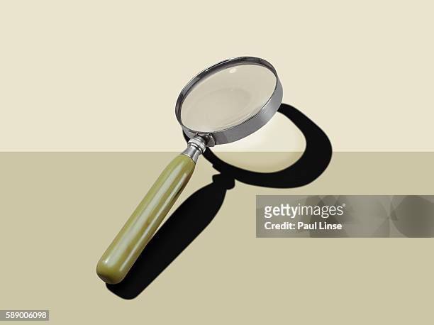 magnifying glass - magnifying glass stock pictures, royalty-free photos & images