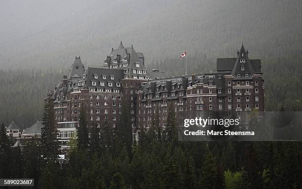 large haunted hotel in alberta (banff fairmont) - banff springs hotel stock pictures, royalty-free photos & images