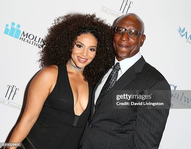 Erica Dickerson Photos and Premium High Res Pictures - Getty Images