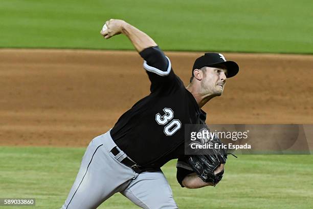 David Robertson of the Chicago White Sox throws a pitch during the ninth inning against the Miami Marlins at Marlins Park on August 12, 2016 in...