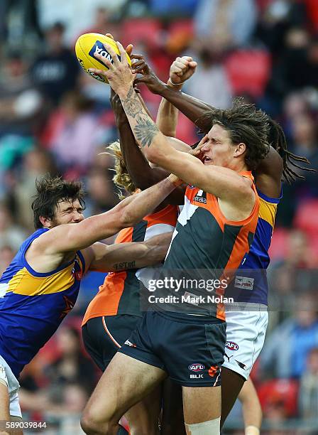 Rory Lobb of the Giants takes a mark during the round 21 AFL match between the Greater Western Sydney Giants and the West Coast Eagles at Spotless...