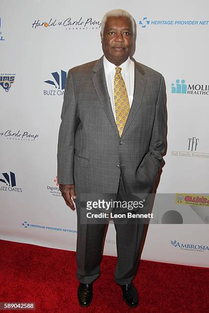 Retired NBA player Oscar Robertson attends 16th Annual Harold And Carole Pump Foundation Gala - Arrivals at The Beverly Hilton Hotel on August 12,...