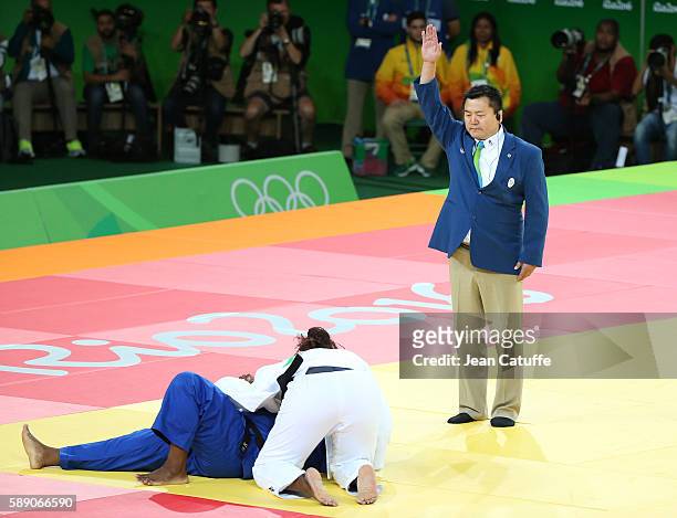 Emilie Andeol of France competes against Idalys Ortiz of Cuba in the Women's +78kg Final on day 7 of the 2016 Rio Olympic Games at Carioca Arena 2 on...