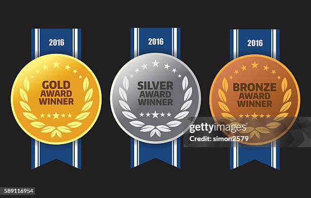 ilustraciones, imágenes clip art, dibujos animados e iconos de stock de oro, plata y bronce medallas de premio  - medalla de plata