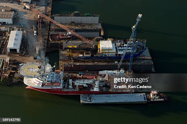 Swordfish Rov 90 Subsea Pipeline Stock Photos, High-Res Pictures, and Images - Getty ...