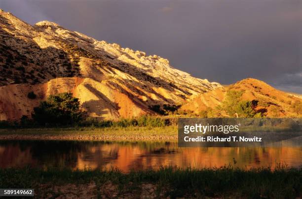 yampa river in dinosaur national monument - dinosaur national monument stock pictures, royalty-free photos & images
