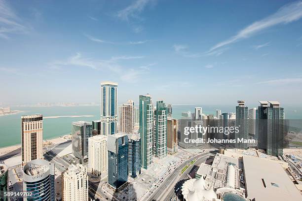 downtown skyline, doha, qatar - qatar skyline stock pictures, royalty-free photos & images