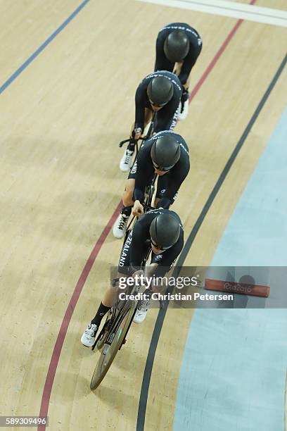 Lauren Ellis, Racquel Sheath, Rushlee Buchanan and Jaime Nielsen of New Zealand compete in the Women's Team Pursuit Final for the Bronze medal on Day...