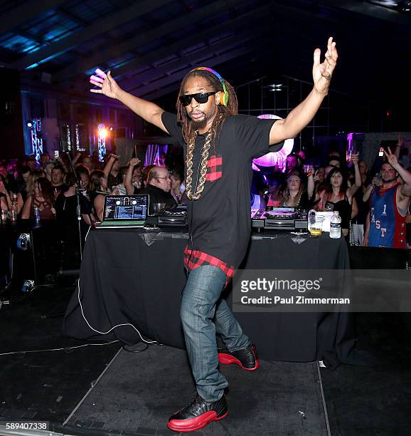 Rapper Lil Jon performs as a DJ at Mount Airy Casino Resort's Get Wet on August 13, 2016 in Mount Pocono, Pennsylvania.