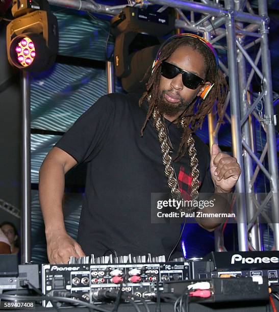 Rapper Lil Jon performs as a DJ at Mount Airy Casino Resort's Get Wet on August 13, 2016 in Mount Pocono, Pennsylvania.