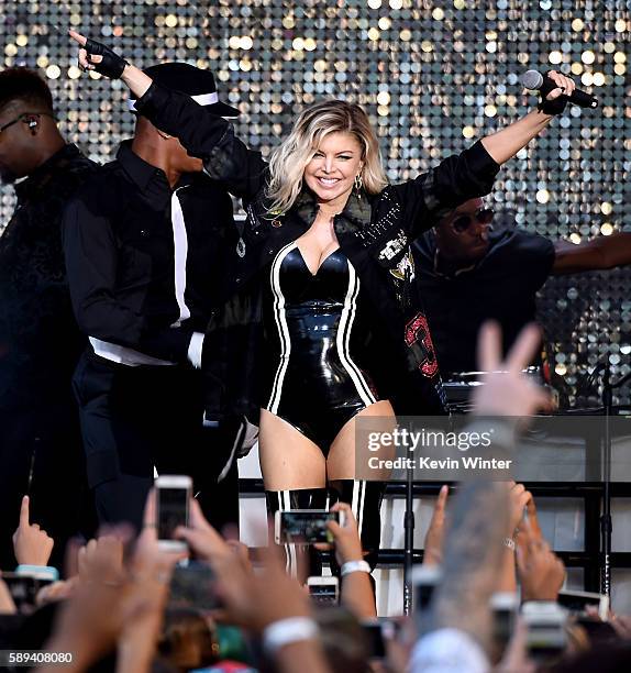 Singer Fergie performs at the Pandora Summer Crush at L.A. Live on August 13, 2016 in Los Angeles, California.