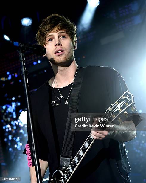 Musician Luke Hemmings of 5 Seconds of Summer performs at the Pandora Summer Crush at L.A. Live on August 13, 2016 in Los Angeles, California.