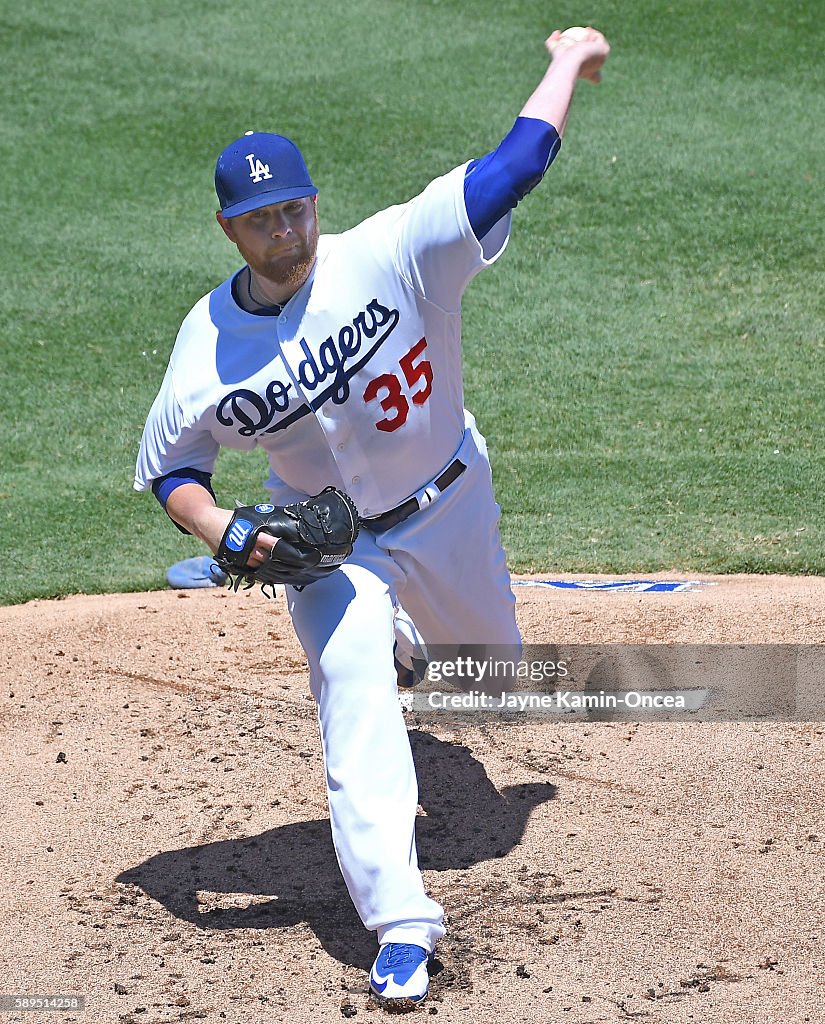 Pittsburgh Pirates v Los Angeles Dodgers