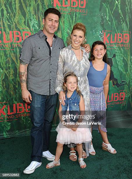 Actress Jodie Sweetin, Justin Hodak and daughters Beatrix Carlin Sweetin Coyle and Zoie Laurel May Herpin attend the premiere of "Kubo and the Two...